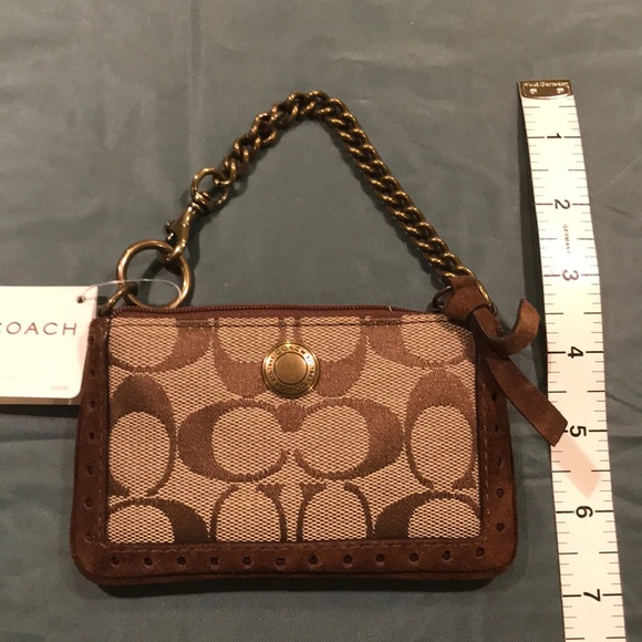 NWT Coach wristlet - Picture 8 of 8